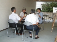 見学会に足を運ぶ